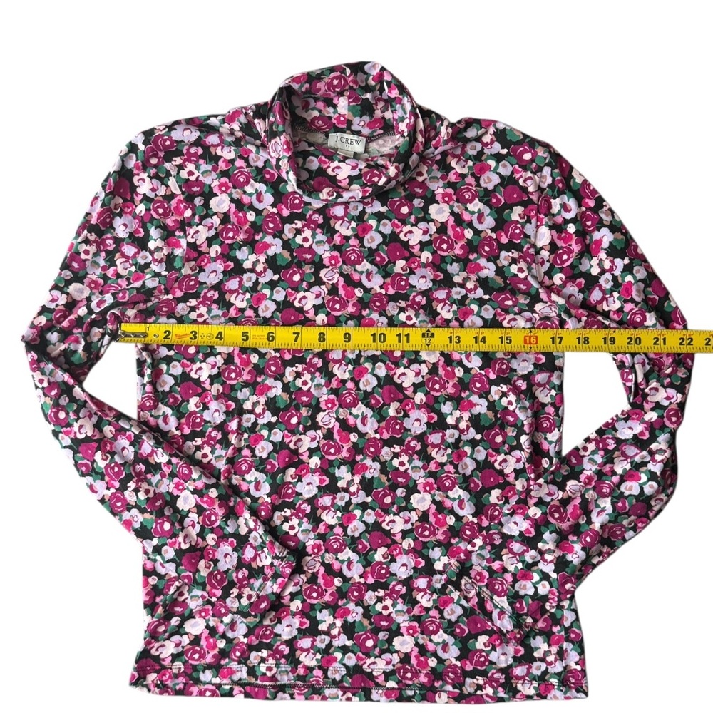 J.Crew Floral Turtleneck Top Cottagecore Coquette Pink Rose Print Stretch - Picture 7 of 10